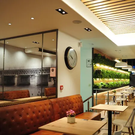 Hotel Aitana