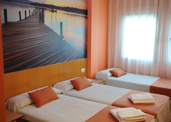 Aitana Отель Ирун