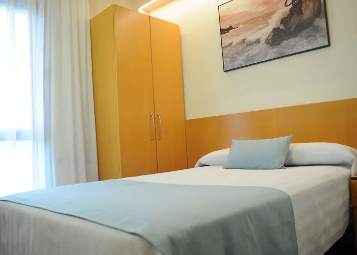 Отель Aitana Ирун